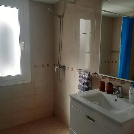 Oasis, Lovely 2-bedroom 公寓 *